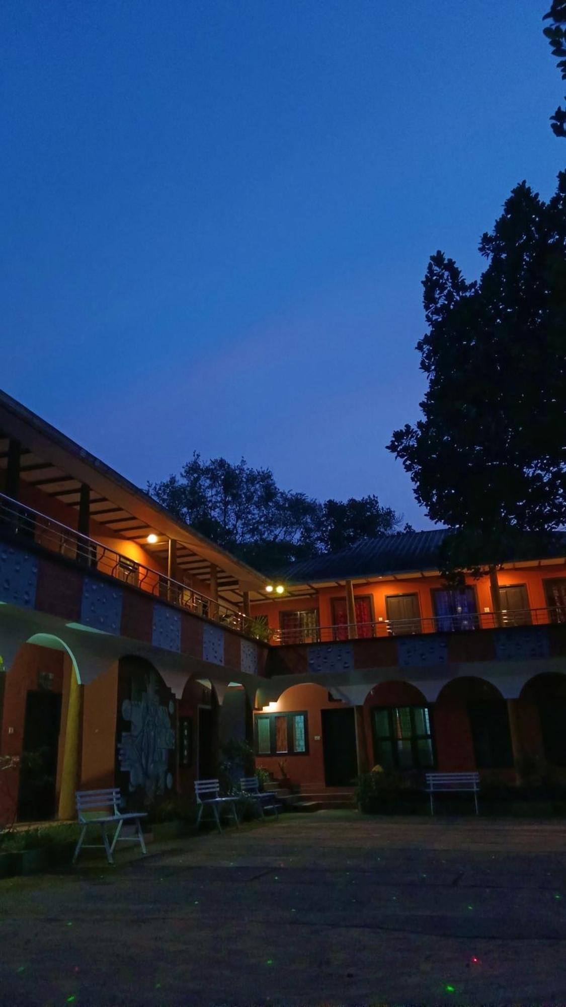 Jungle Valley Ayurvedic Spa Resort Meppādi Kültér fotó